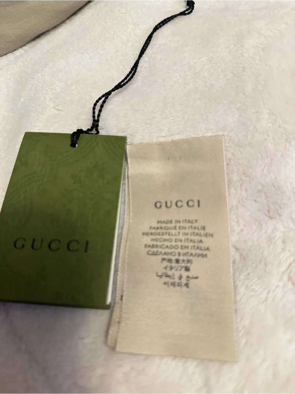 Gucci Red, Navy & White Bow Headband with Interlocking Logo only used for photo